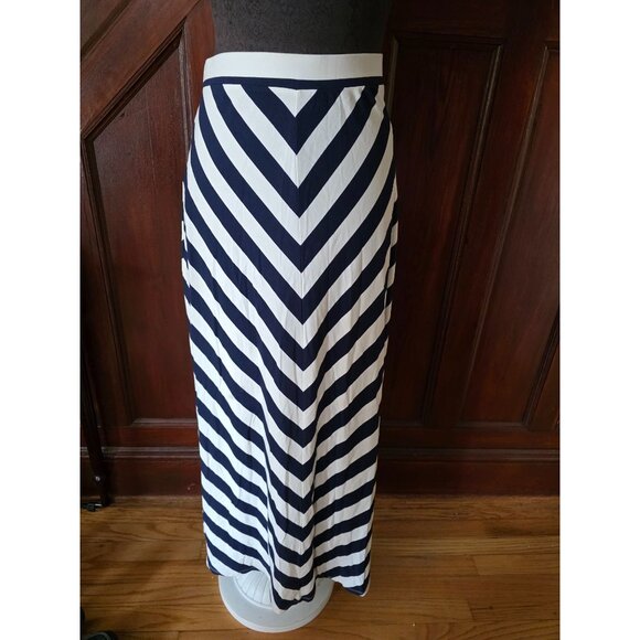 Loft Navy & White Chevron Maxi Skirt  Size M - Picture 1 of 5